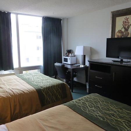 Comfort Inn & Suites Edmonton Room photo